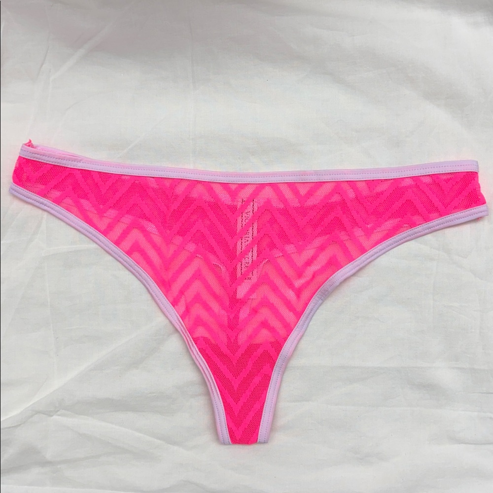 NWOT Victoria's Secret Pink Geometric Mesh Thong